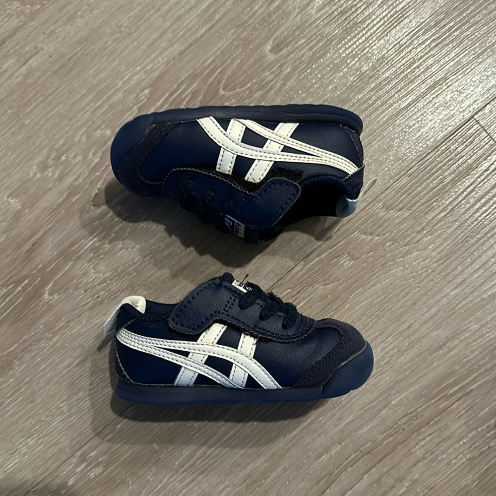 Onitsuka Tiger sneakers (toddler size 5)